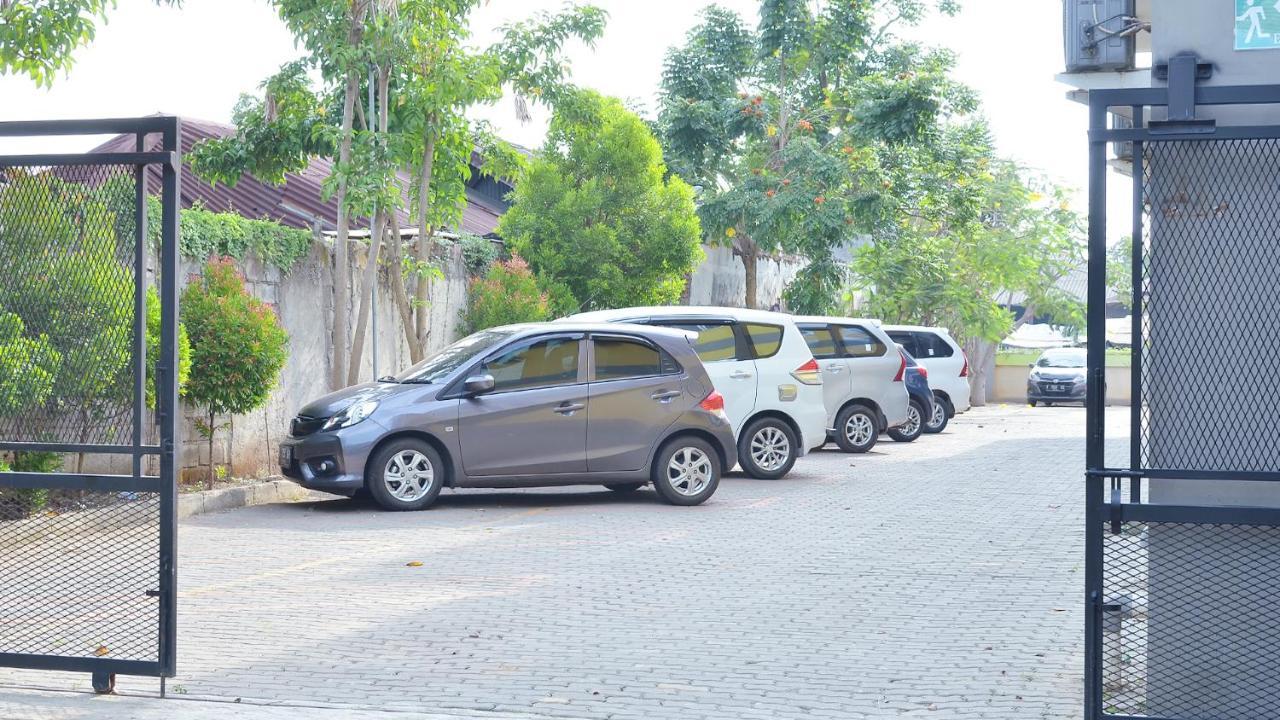 Gaia Asri Hotel Pamanukan Hilir Εξωτερικό φωτογραφία