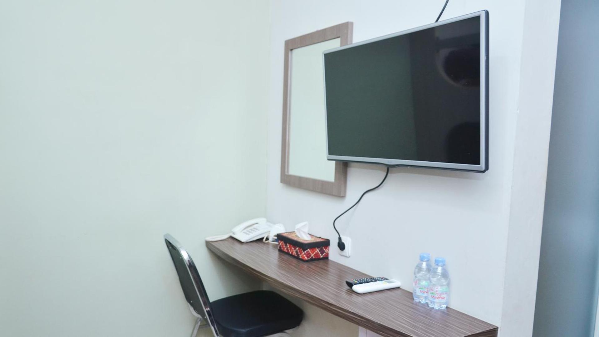 Gaia Asri Hotel Pamanukan Hilir Δωμάτιο φωτογραφία