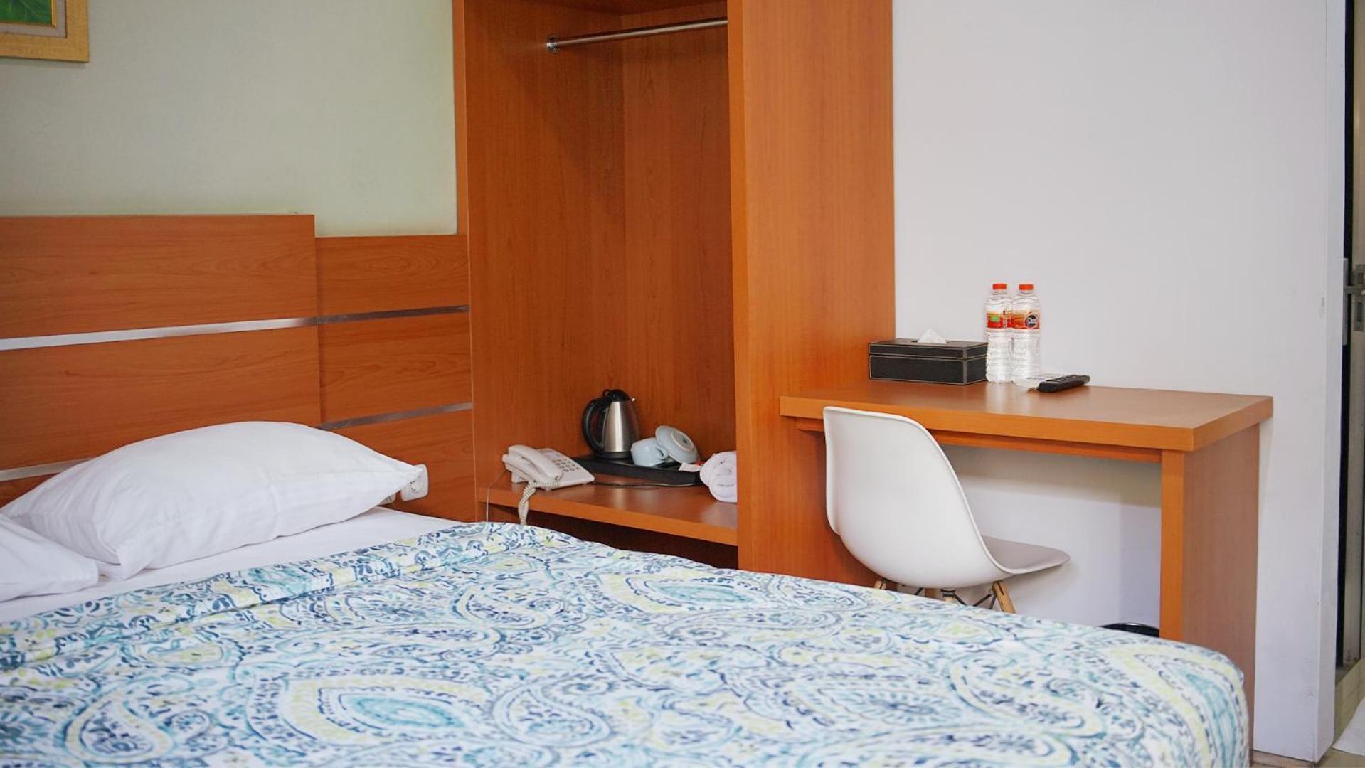 Gaia Asri Hotel Pamanukan Hilir Δωμάτιο φωτογραφία